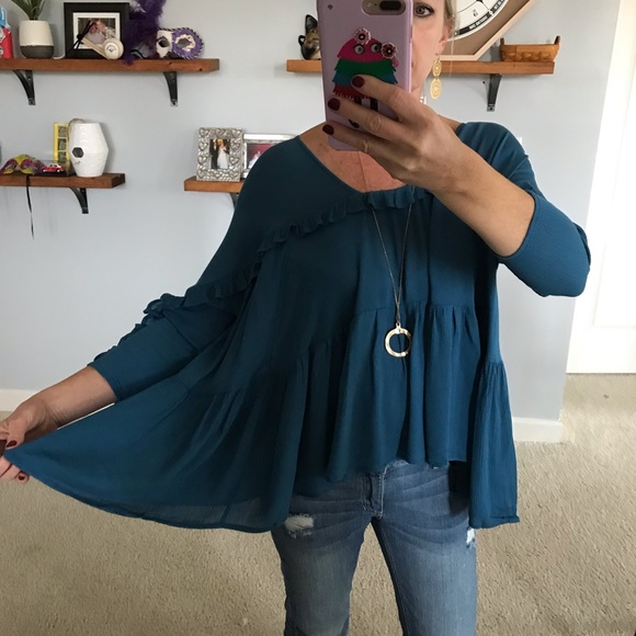 Tiered, Flowy Top - Picture 2 of 7